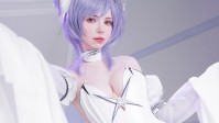 碍事梨体模cos《胜利女神》：纯欲白丝性感大雷