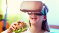 游戏里品尝美食不是梦！科学家研发模拟味觉VR棒棒糖